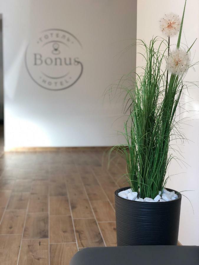 Bonus *